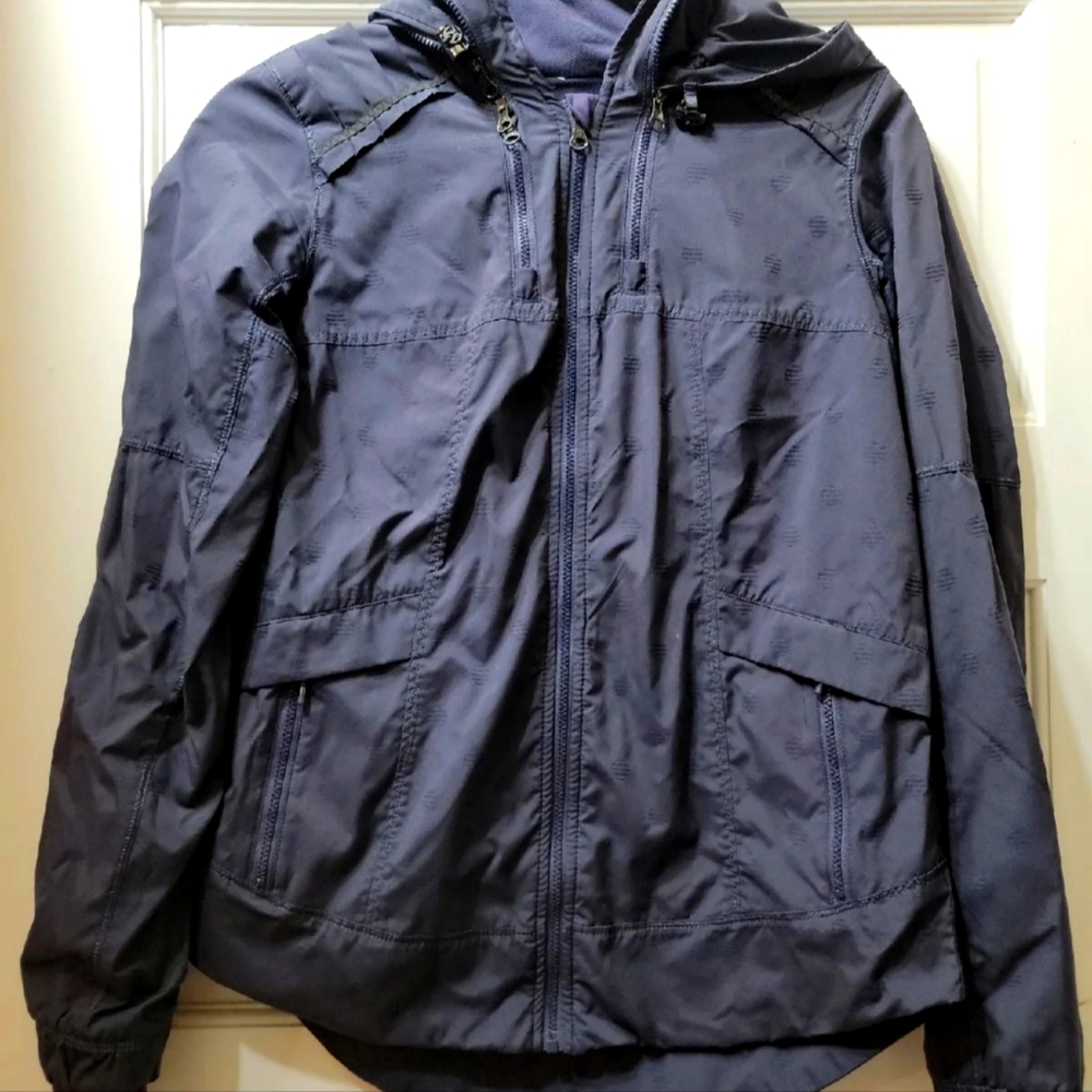 Lululemon navy blue windbreaker jacket with dot print size small